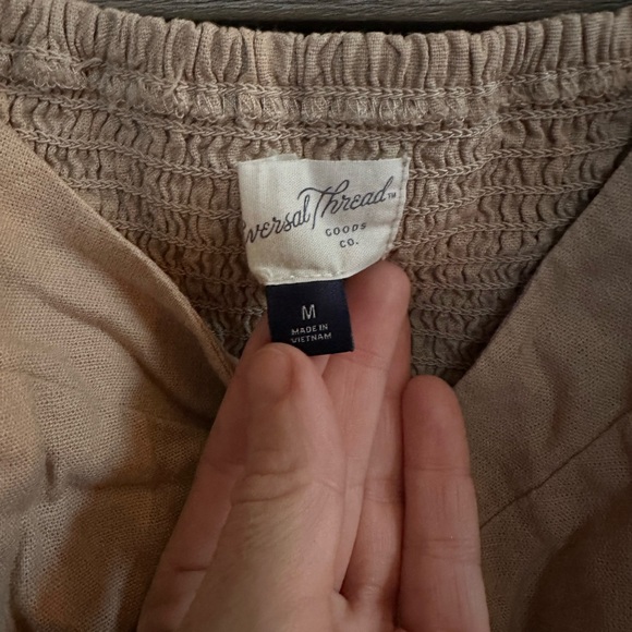 Universal Thread Beige Crop Top - Picture 3 of 5